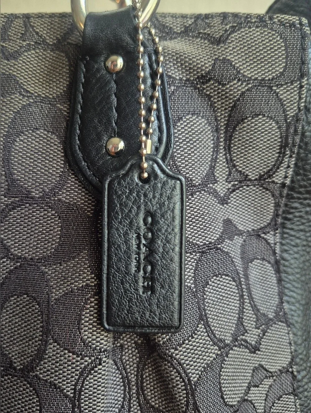EUC Coach Jacquard Shoulder Bag